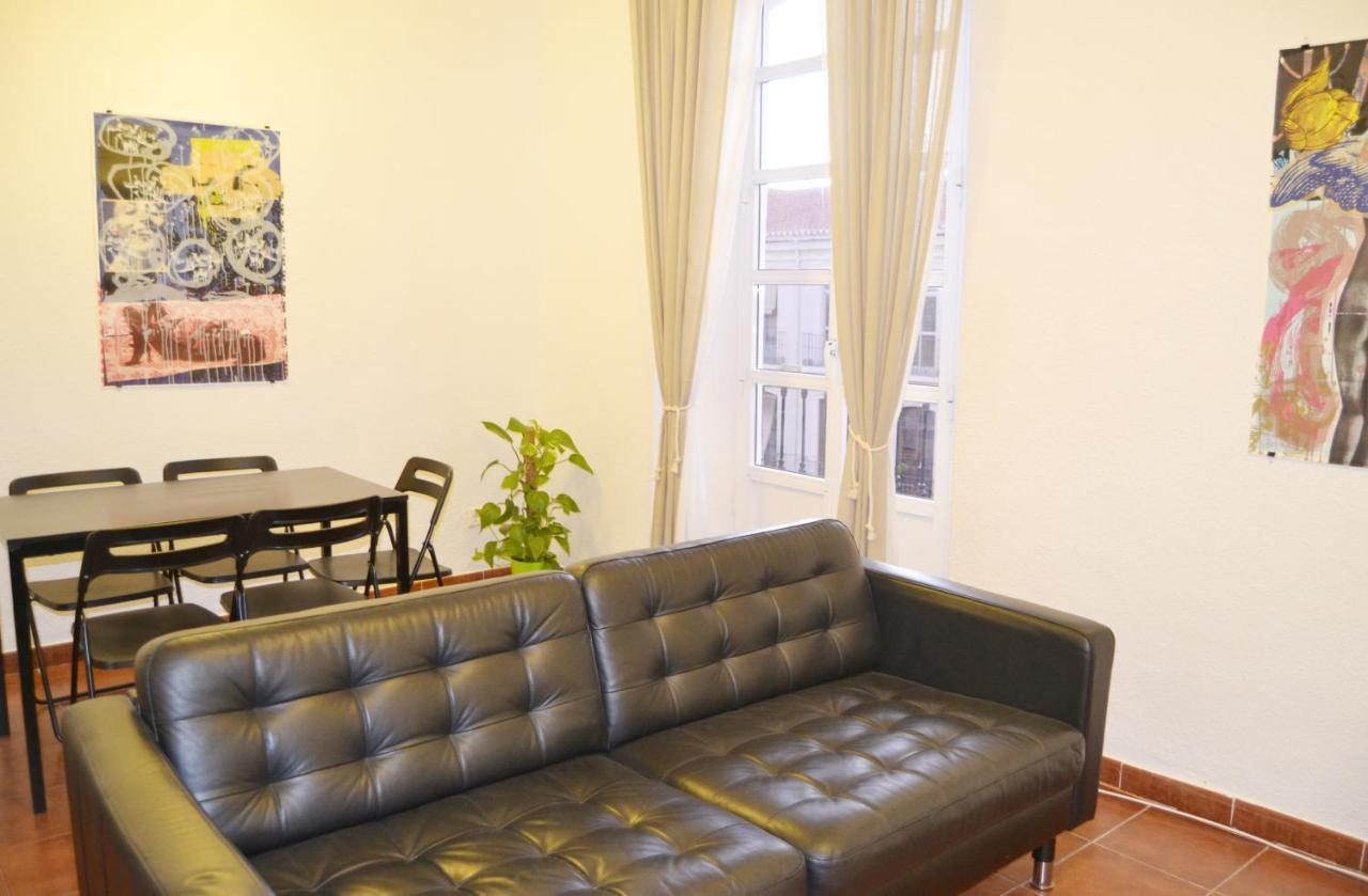 Acogedor Apartamento En Malaga Centro Ngoại thất bức ảnh