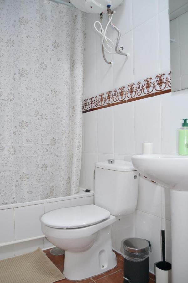 Acogedor Apartamento En Malaga Centro Ngoại thất bức ảnh