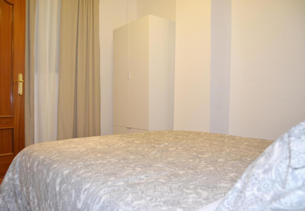 Acogedor Apartamento En Malaga Centro Ngoại thất bức ảnh