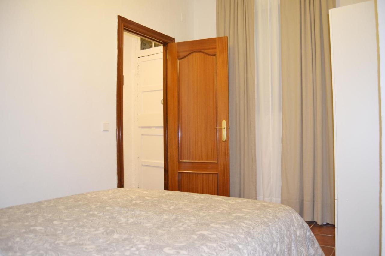 Acogedor Apartamento En Malaga Centro Ngoại thất bức ảnh
